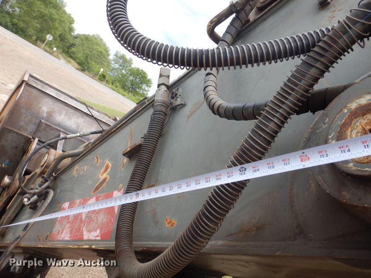 image for item DS8163 2005 Volvo EC210BLC  excavator