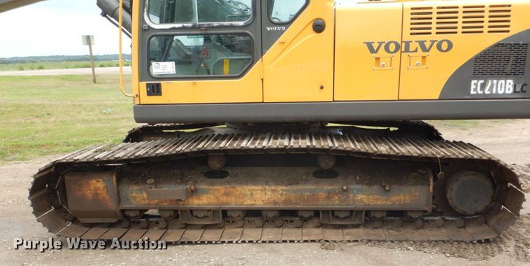 image for item DS8163 2005 Volvo EC210BLC  excavator