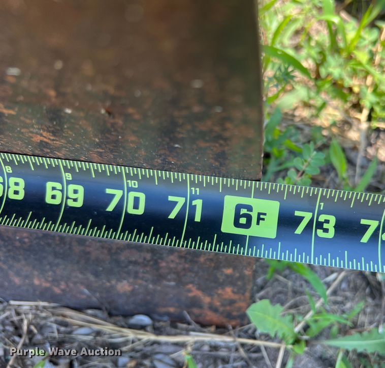 image for item DS8463 2000 Ditch Witch 5110  trencher