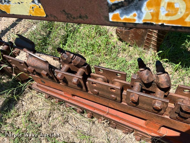 image for item DS8463 2000 Ditch Witch 5110  trencher