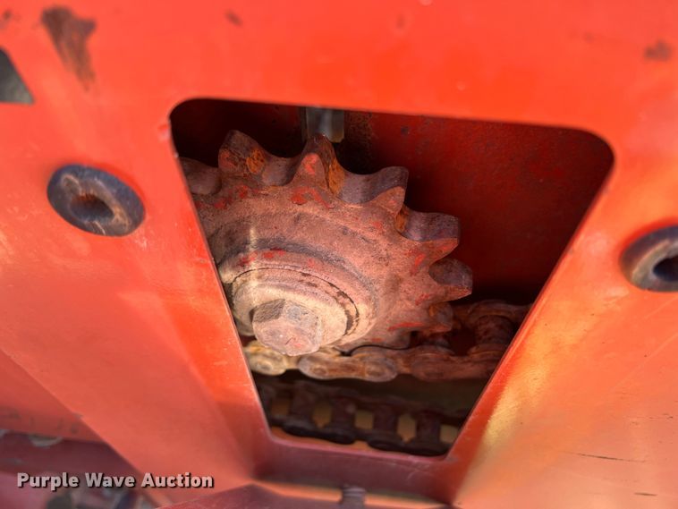 image for item DS8463 2000 Ditch Witch 5110  trencher