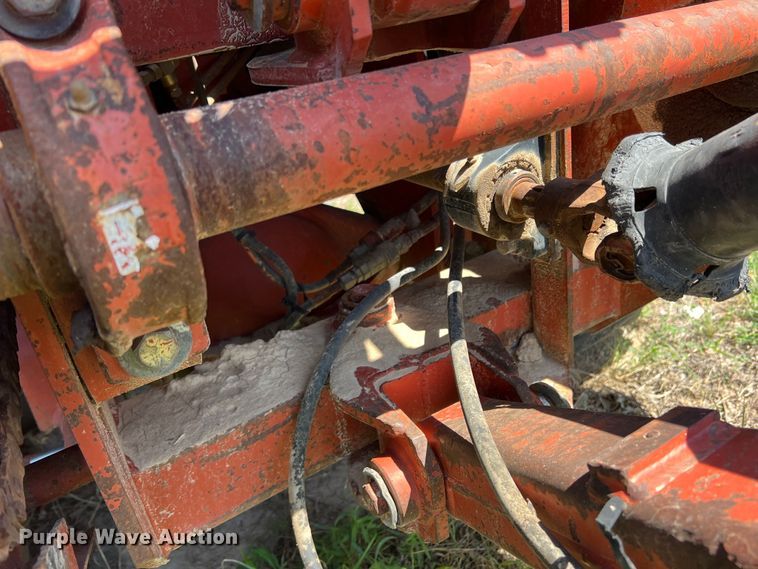 image for item DS8463 2000 Ditch Witch 5110  trencher