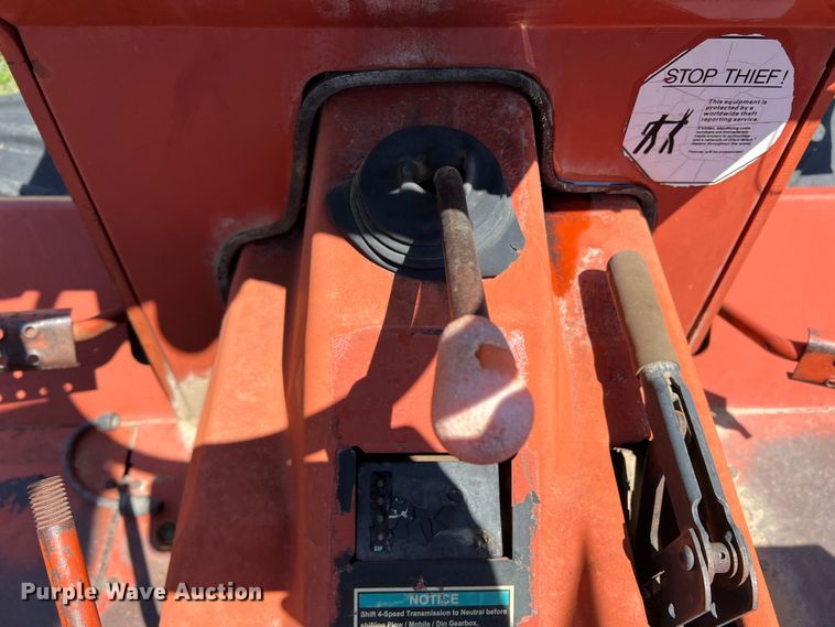 image for item DS8463 2000 Ditch Witch 5110  trencher