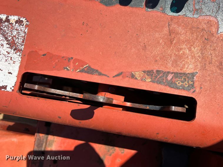 image for item DS8463 2000 Ditch Witch 5110  trencher