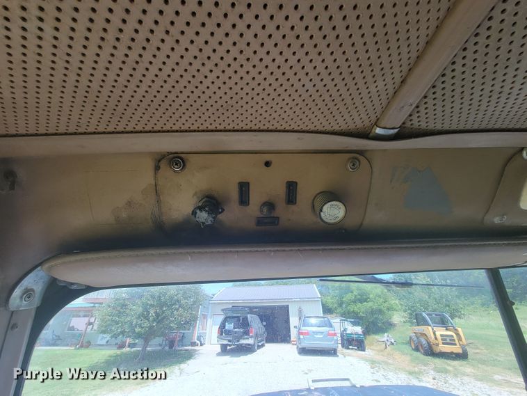 image for item HF9353 1979 International Transtar 4200  dump truck