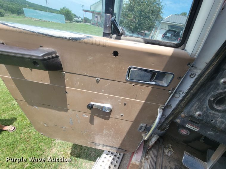 image for item HF9353 1979 International Transtar 4200  dump truck