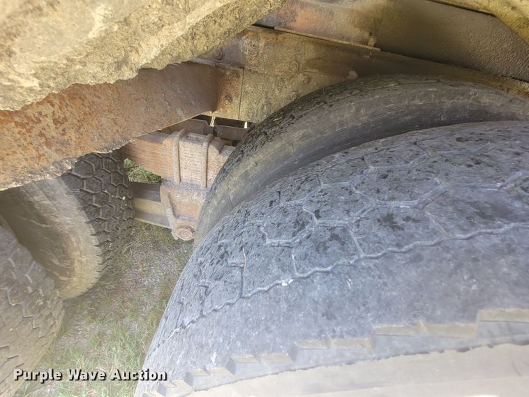 image for item HF9353 1979 International Transtar 4200  dump truck