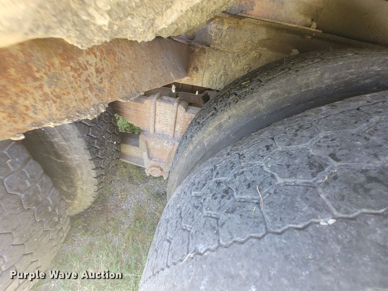 image for item HF9353 1979 International Transtar 4200  dump truck