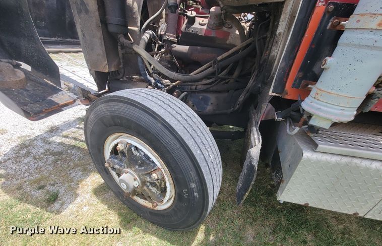 image for item HF9353 1979 International Transtar 4200  dump truck