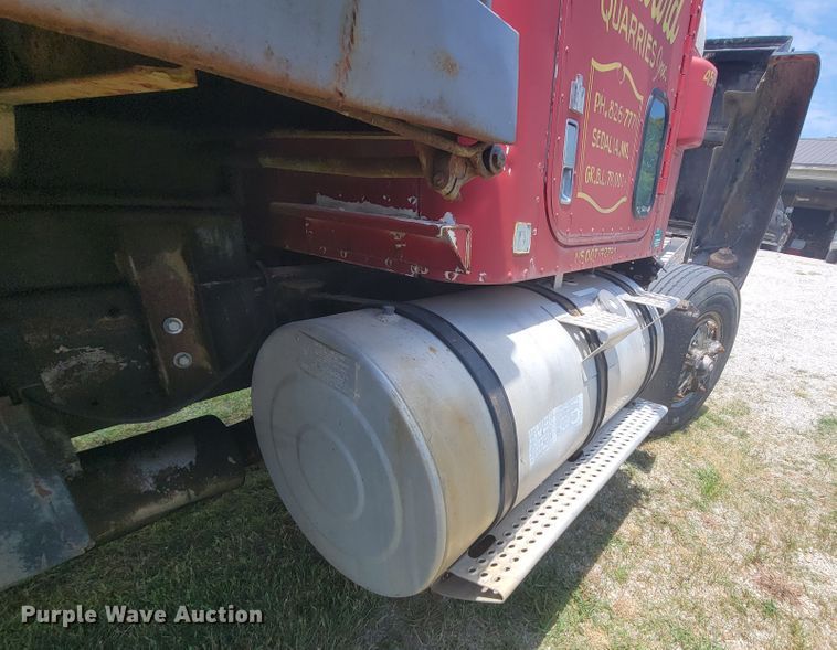 image for item HF9353 1979 International Transtar 4200  dump truck