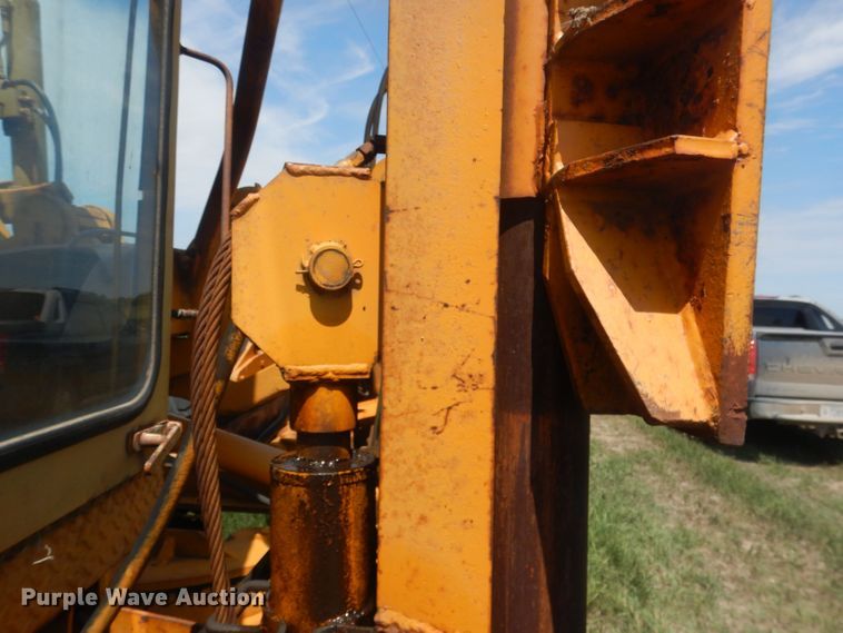 image for item HU9431 Snow wing mount