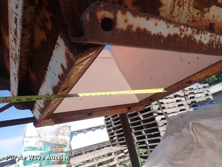 image for item IN9076 Steel hopper