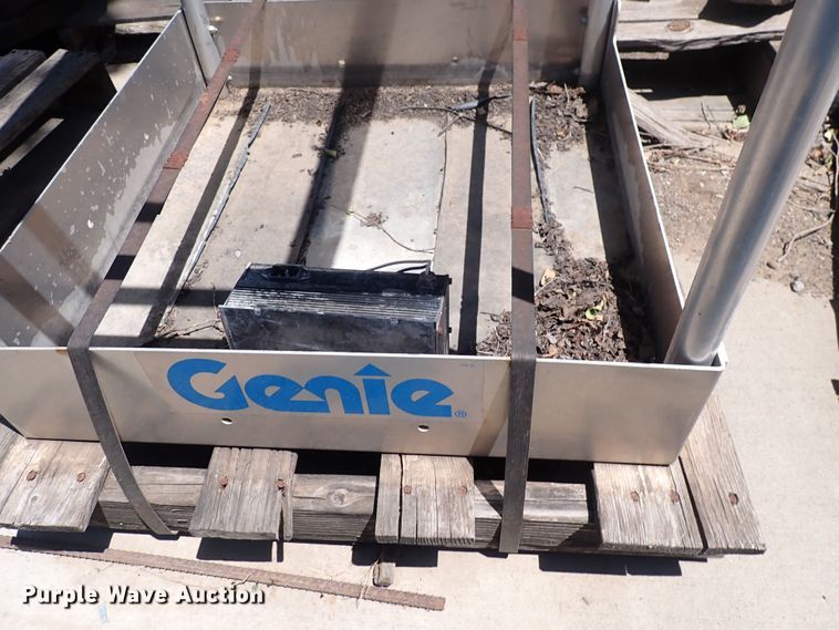 image for item IN9121 Boom lift basket