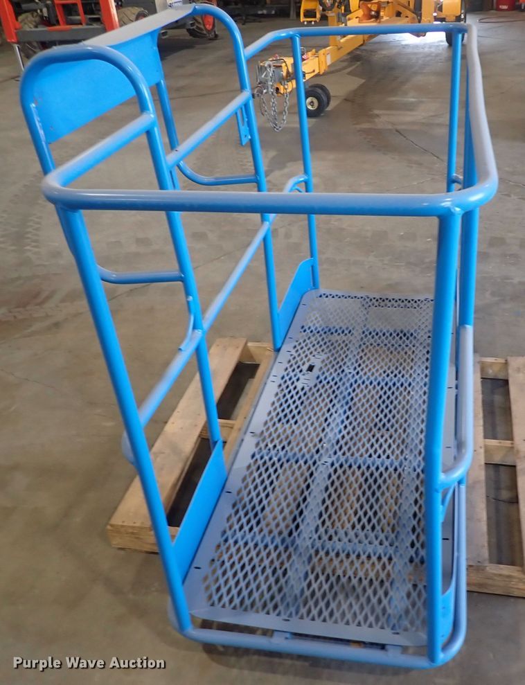 image for item IN9122 Boom lift basket