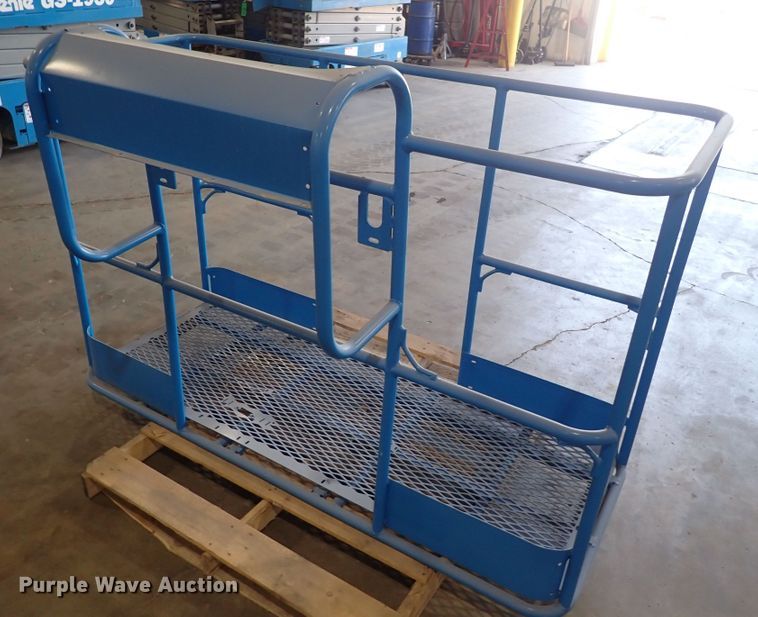 image for item IN9122 Boom lift basket