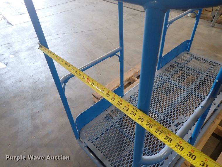 image for item IN9122 Boom lift basket