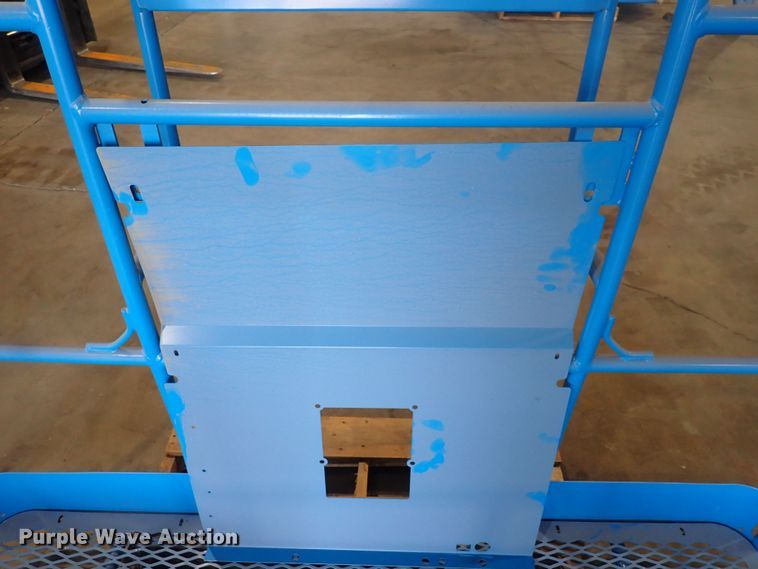 image for item IN9122 Boom lift basket