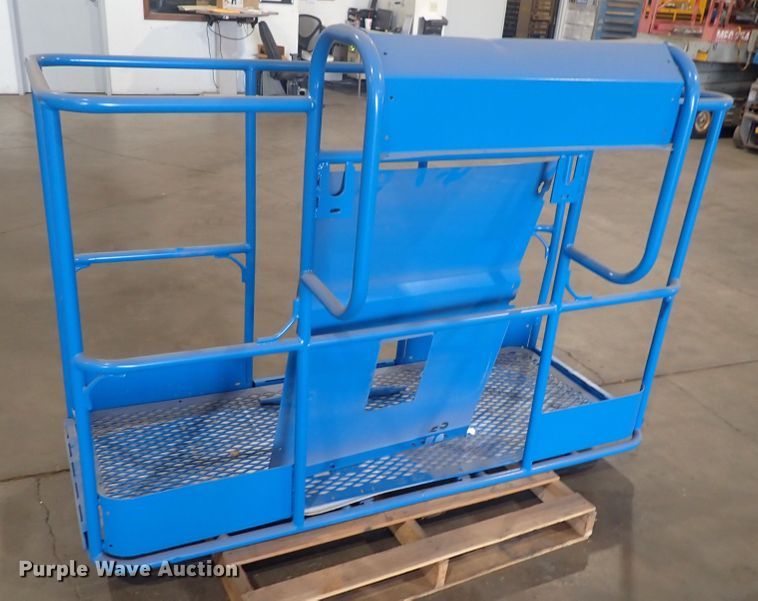 image for item IN9124 Boom lift basket