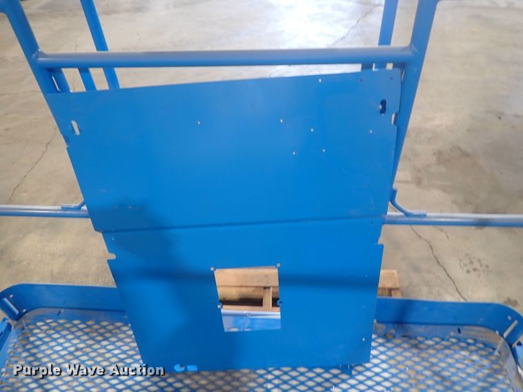 image for item IN9124 Boom lift basket