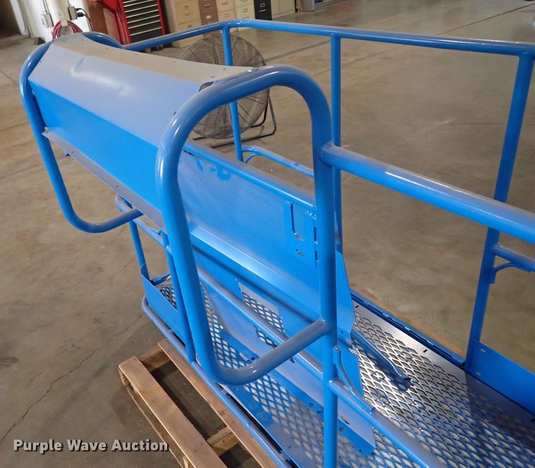 image for item IN9124 Boom lift basket