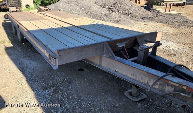 image for item JA9962 1998 Trail King TK40LP  equipment trailer