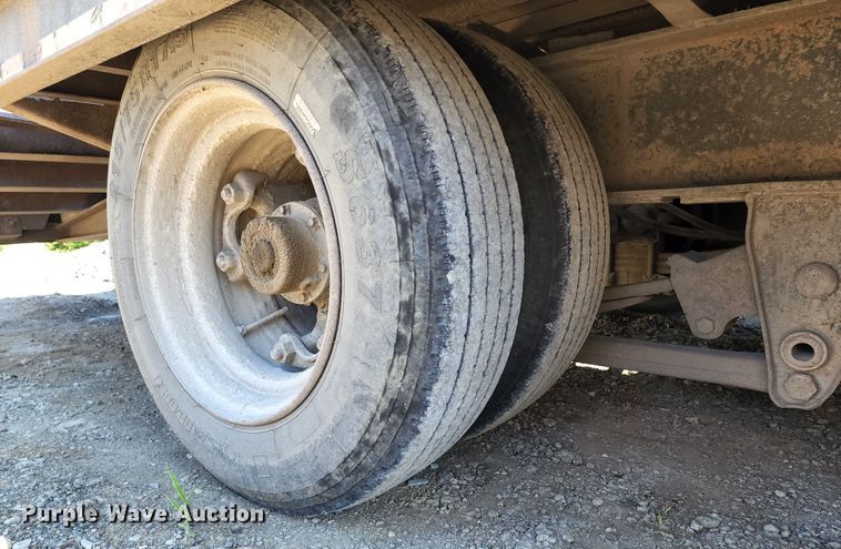 image for item JA9962 1998 Trail King TK40LP  equipment trailer