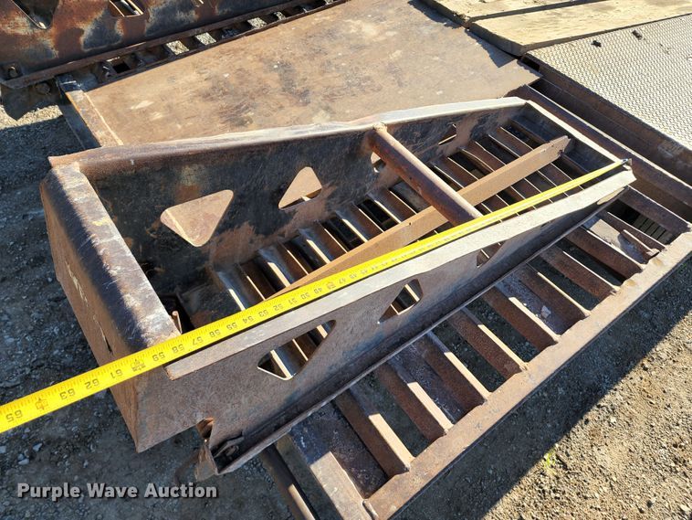 image for item JA9962 1998 Trail King TK40LP  equipment trailer