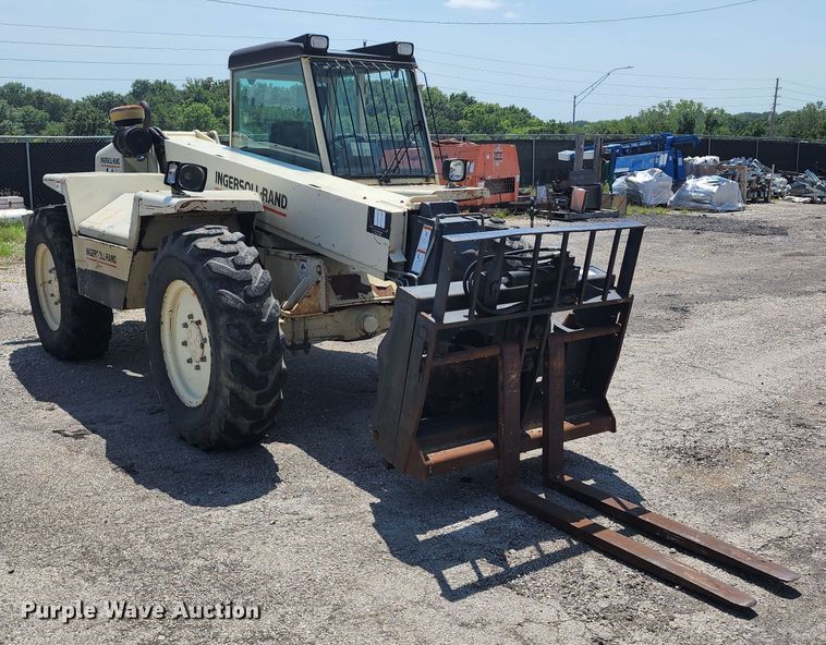 image for item JB9019 1997 Ingersoll Rand VR522  telehandler
