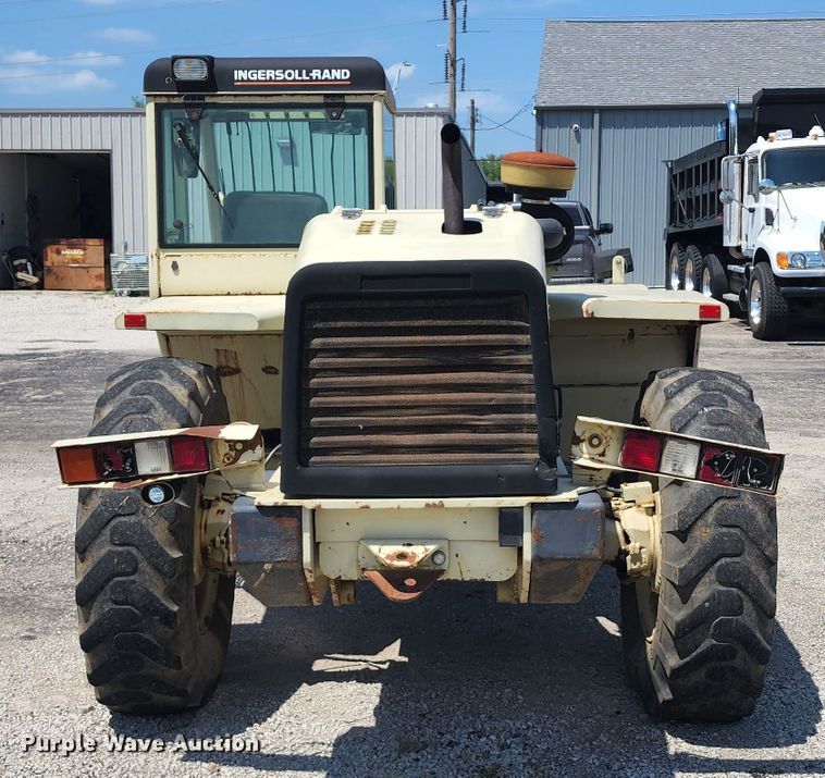 image for item JB9019 1997 Ingersoll Rand VR522  telehandler
