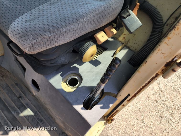 image for item JB9019 1997 Ingersoll Rand VR522  telehandler