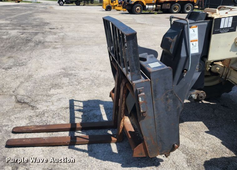 image for item JB9019 1997 Ingersoll Rand VR522  telehandler