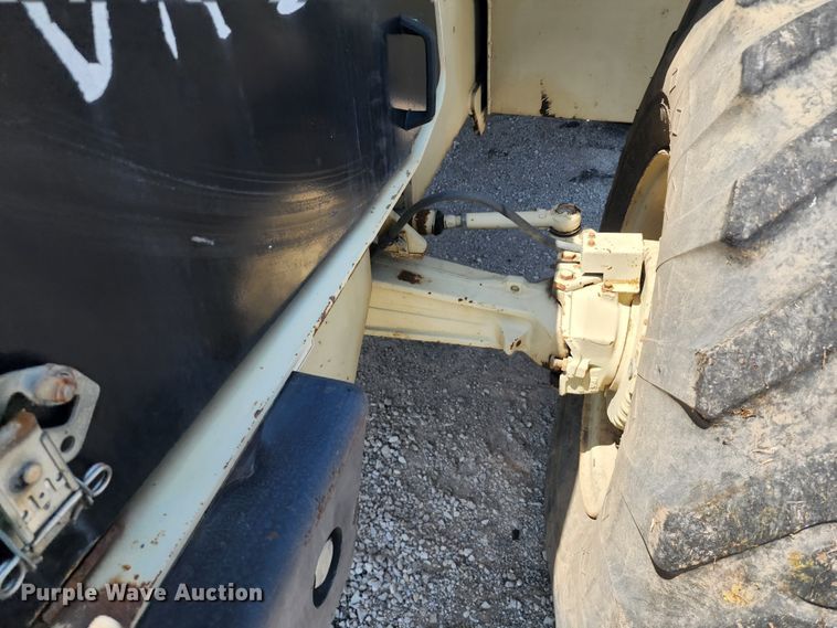 image for item JB9019 1997 Ingersoll Rand VR522  telehandler