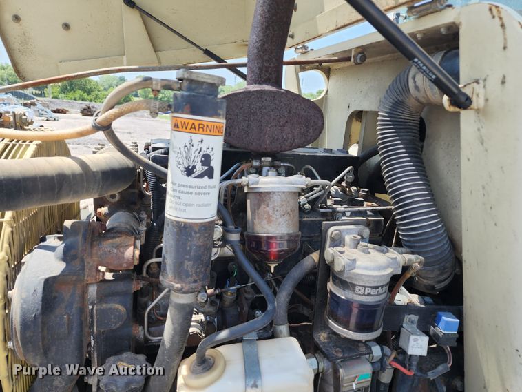 image for item JB9019 1997 Ingersoll Rand VR522  telehandler