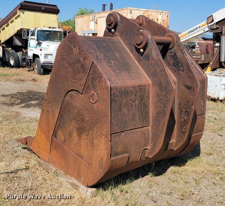 image for item JC9678 Excavator bucket