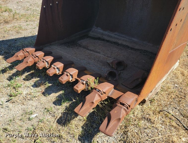 image for item JC9678 Excavator bucket