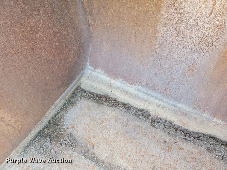 image for item JC9678 Excavator bucket