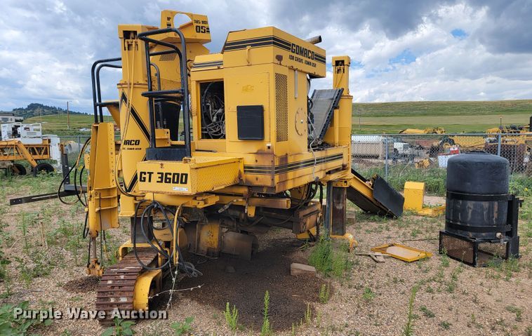 image for item JC9742 1997 Gomaco GT3600  curb machine