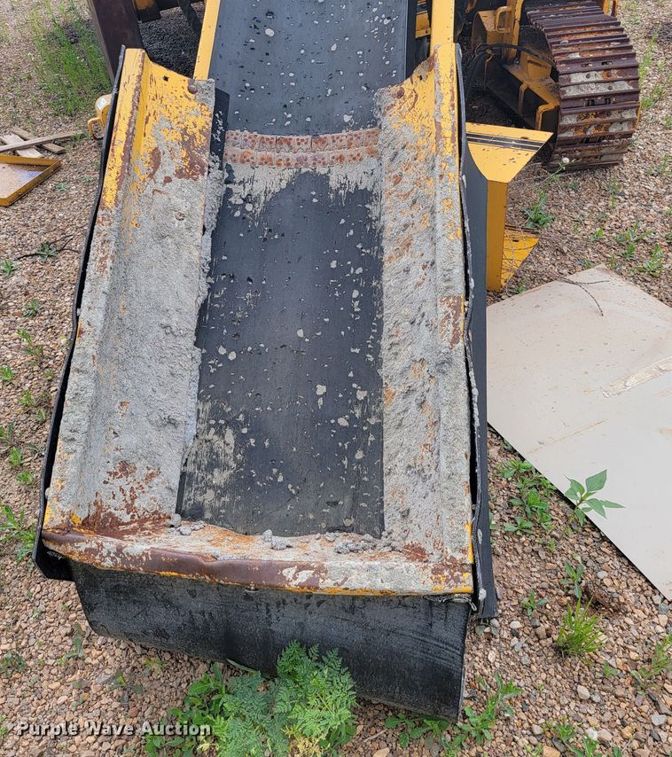 image for item JC9742 1997 Gomaco GT3600  curb machine