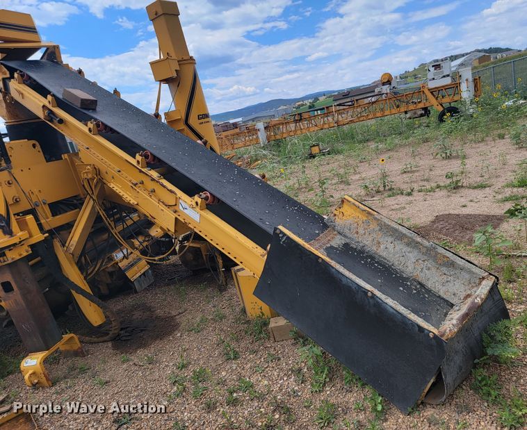 image for item JC9742 1997 Gomaco GT3600  curb machine