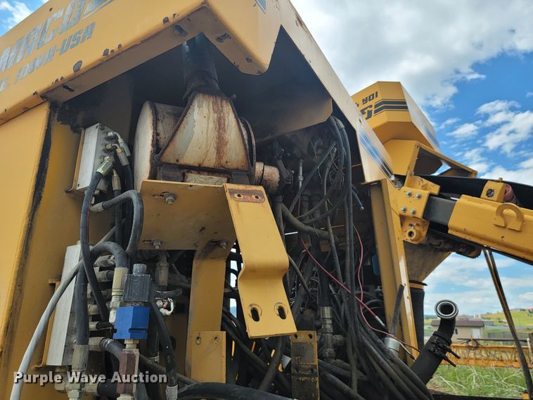 image for item JC9742 1997 Gomaco GT3600  curb machine