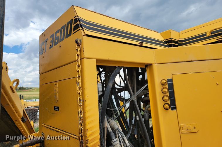 image for item JC9742 1997 Gomaco GT3600  curb machine