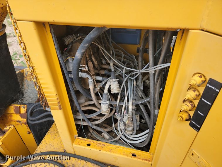 image for item JC9742 1997 Gomaco GT3600  curb machine