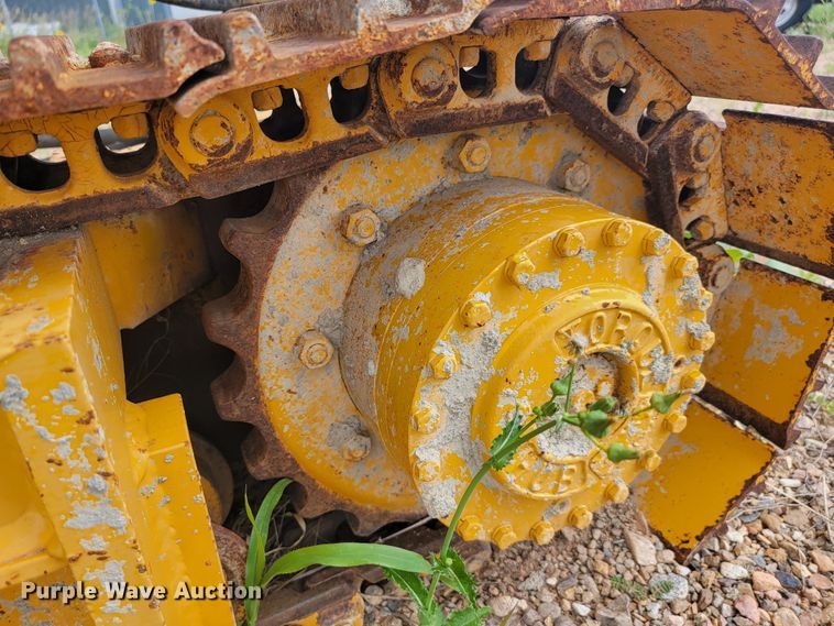 image for item JC9742 1997 Gomaco GT3600  curb machine