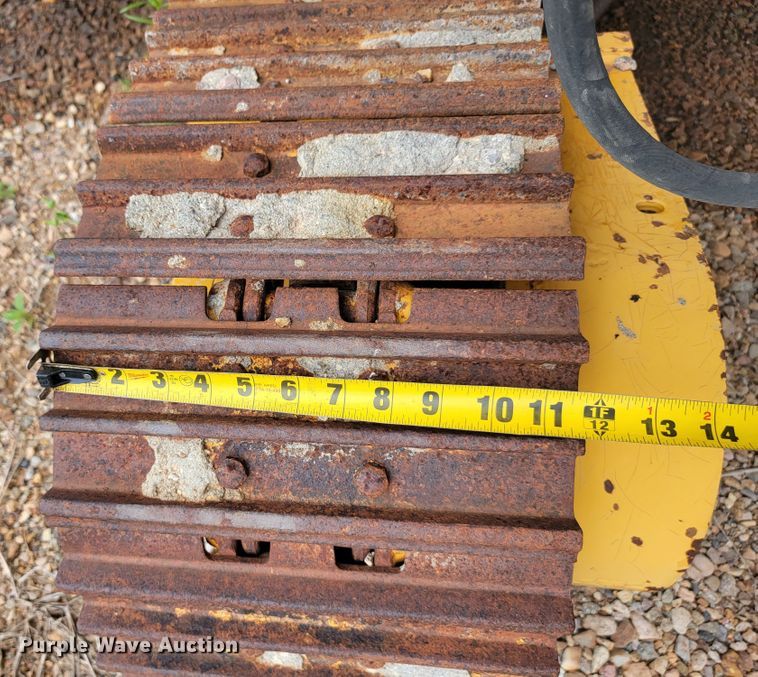 image for item JC9742 1997 Gomaco GT3600  curb machine