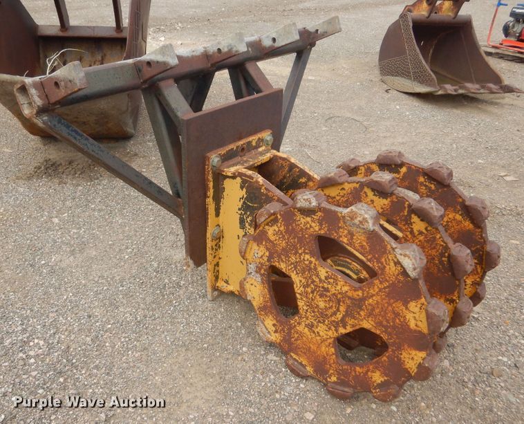 image for item JC9777 Excavator compaction wheel