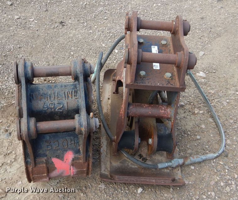 image for item JC9780 Excavator attachments