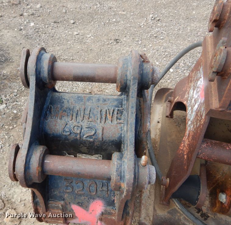 image for item JC9780 Excavator attachments