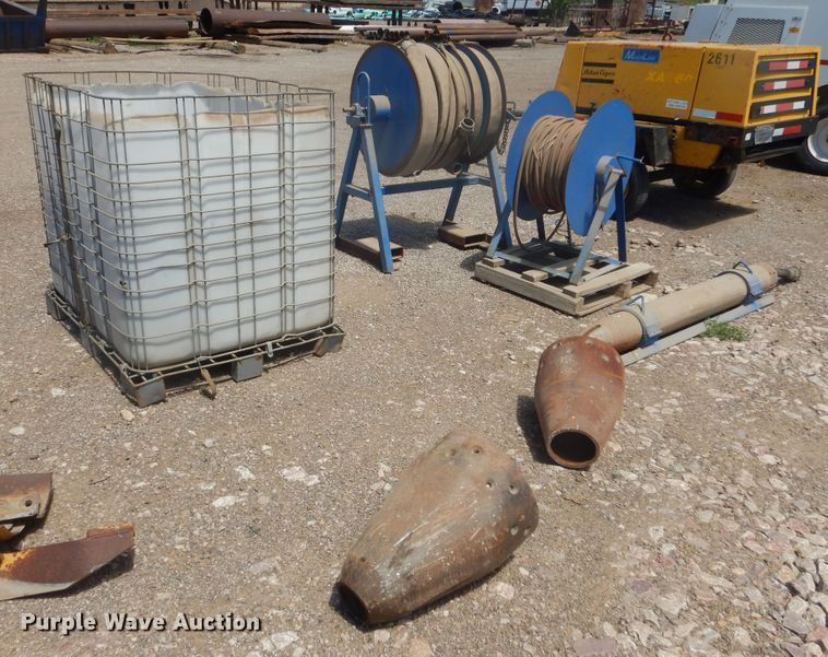 image for item JC9783 Pipe bursting tools