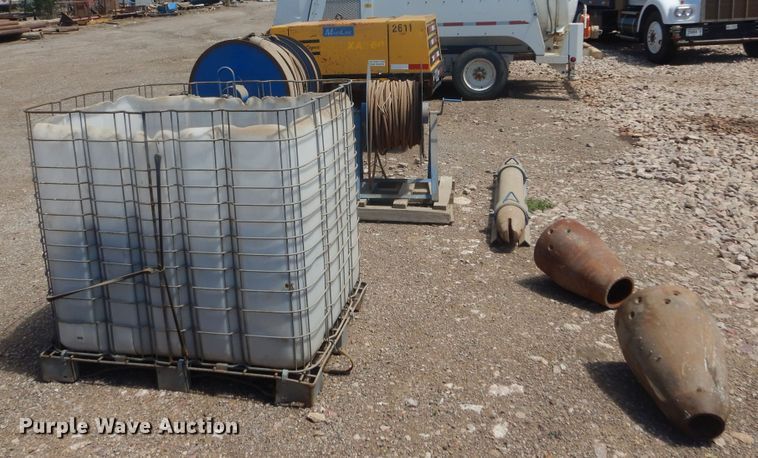 image for item JC9783 Pipe bursting tools