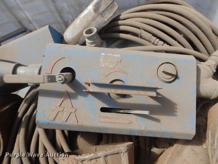 image for item JC9783 Pipe bursting tools